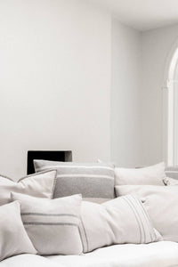 ALABASTER/STORM GREY