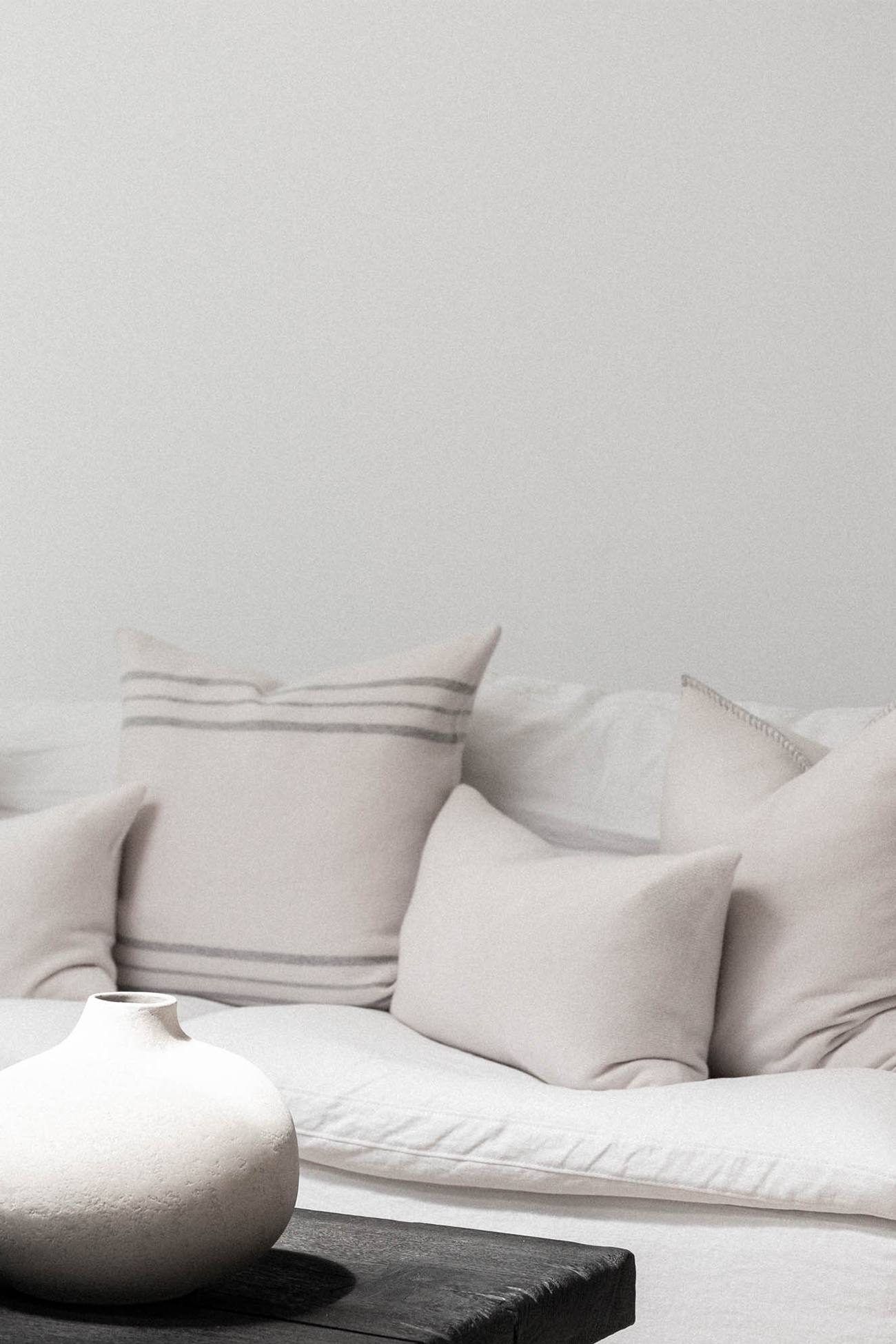 ALABASTER/STORM GREY