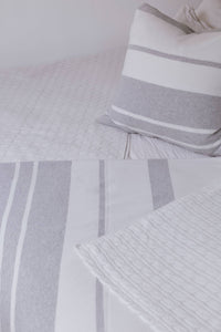 ALABASTER/STORM GREY