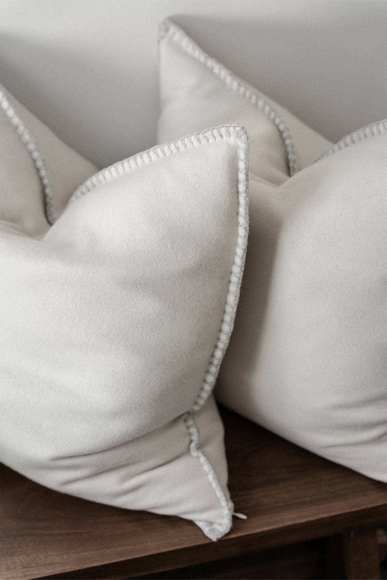 ALABASTER/STORM GREY